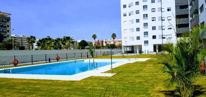 Atico Con Piscina Y Vistas Al Mar Habitat Litoral Apartment Malaga Exterior photo